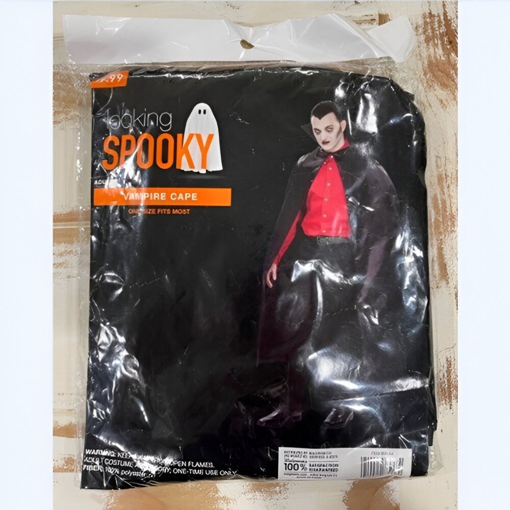 5/$20 NEW Adult OS Padded Collar Black Fabric Vampire Cape